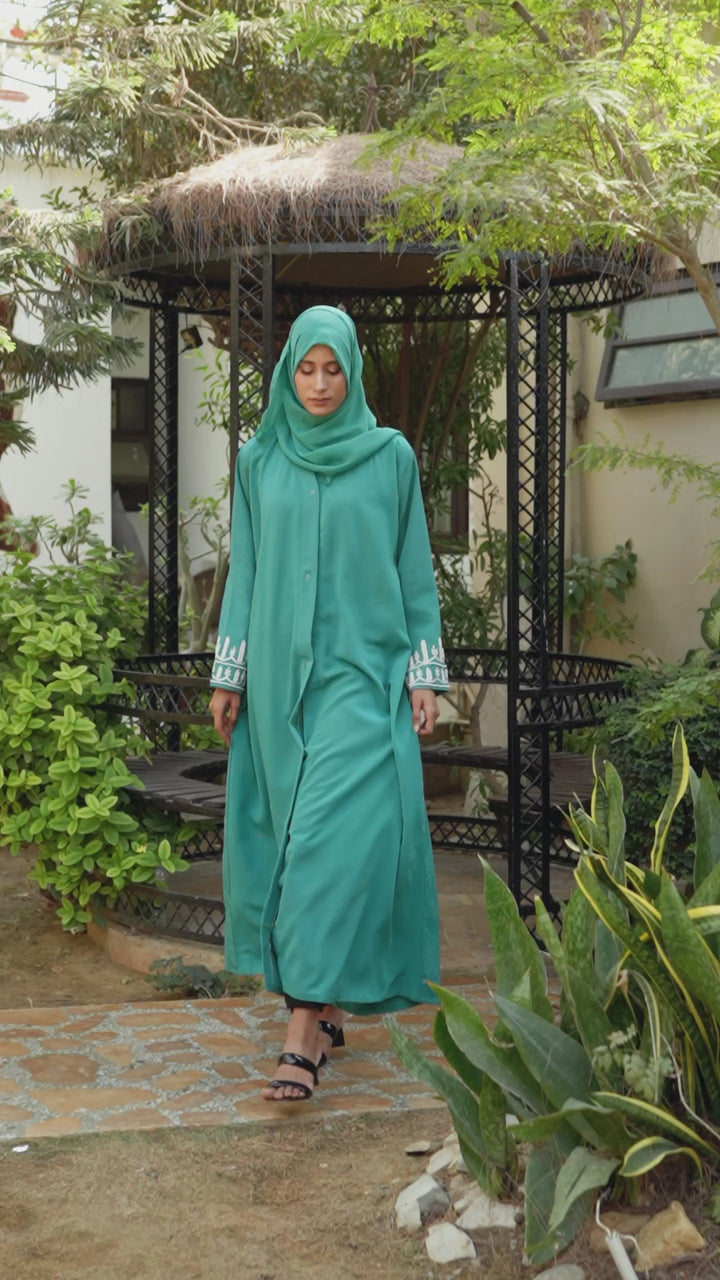 Sea Breeze Finesse Abaya - Signature