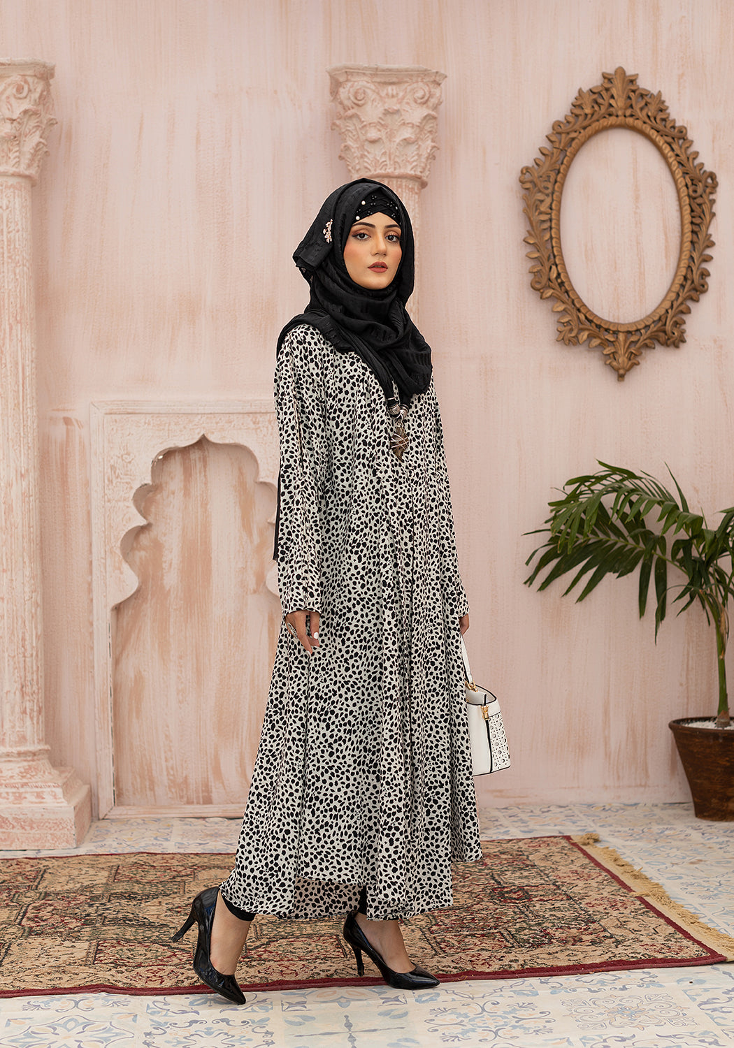 Zoya Abaya