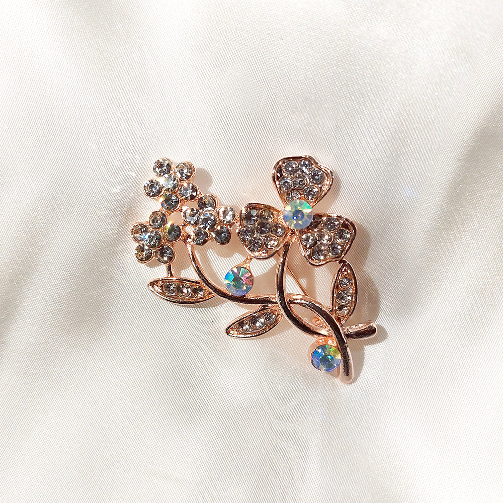 Zennat Brooch