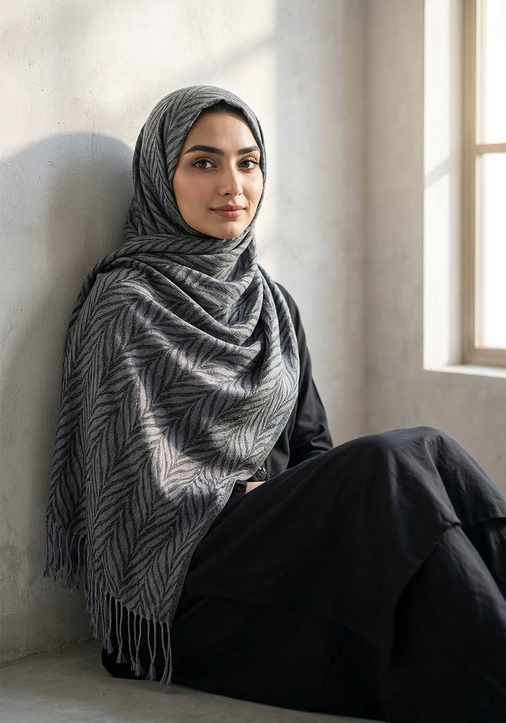 Palm Leaf Cashmere Hijab - Charcoal