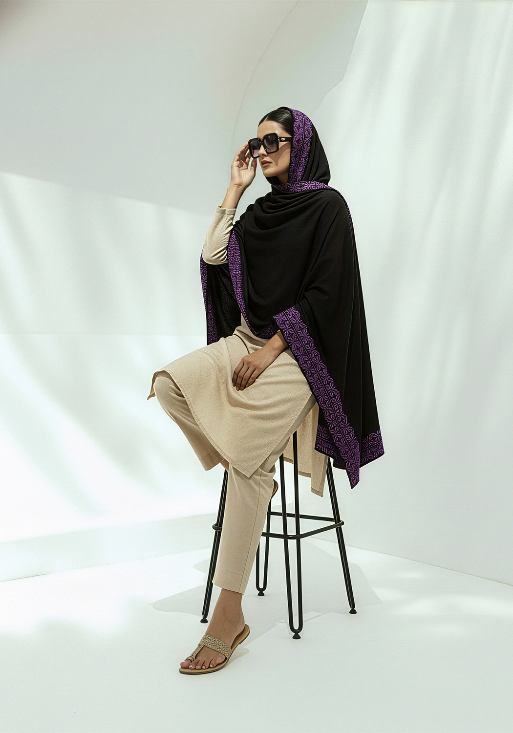 Primrose Black Chadar