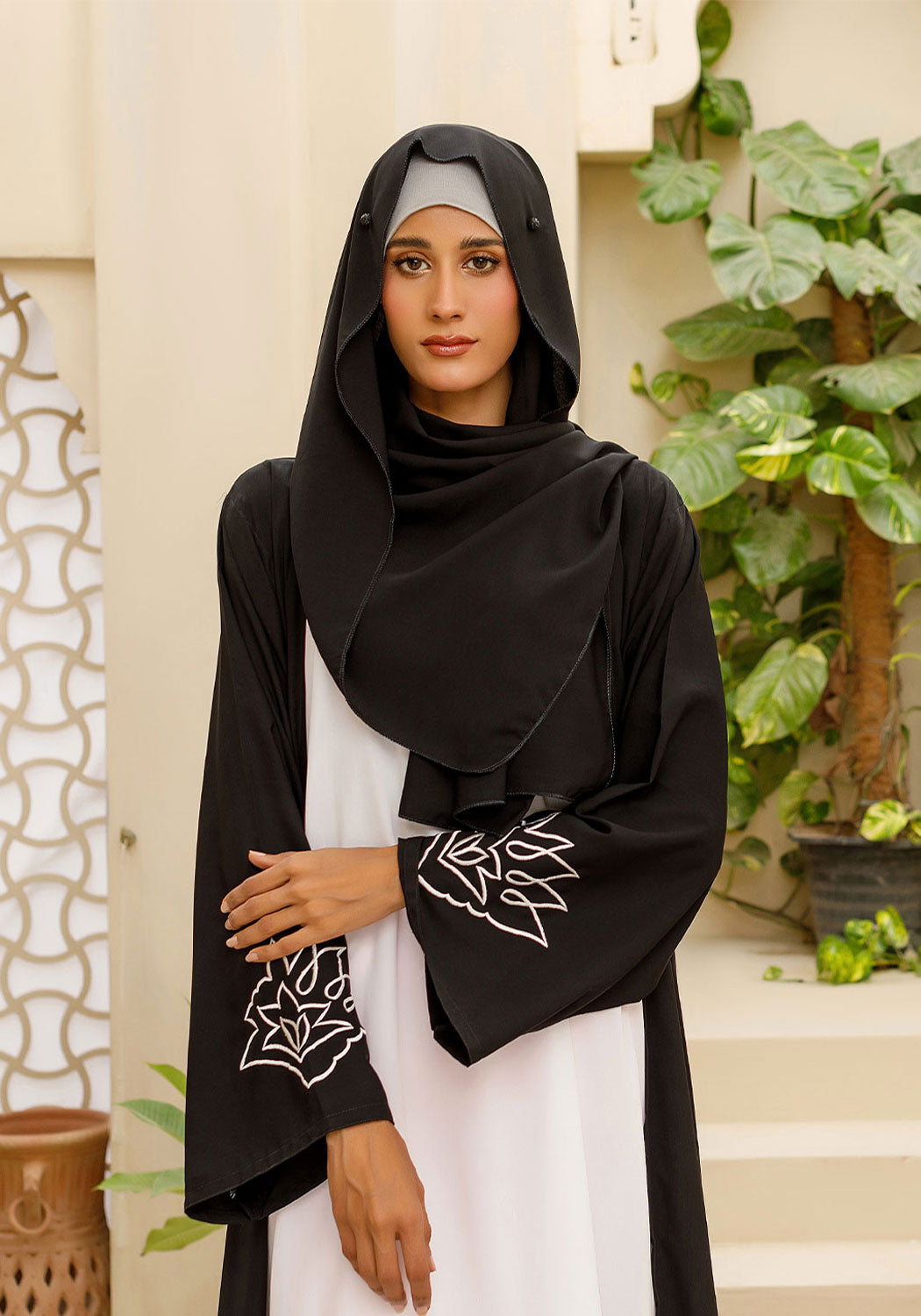 Double-Layer Abaya with White Malai Inner