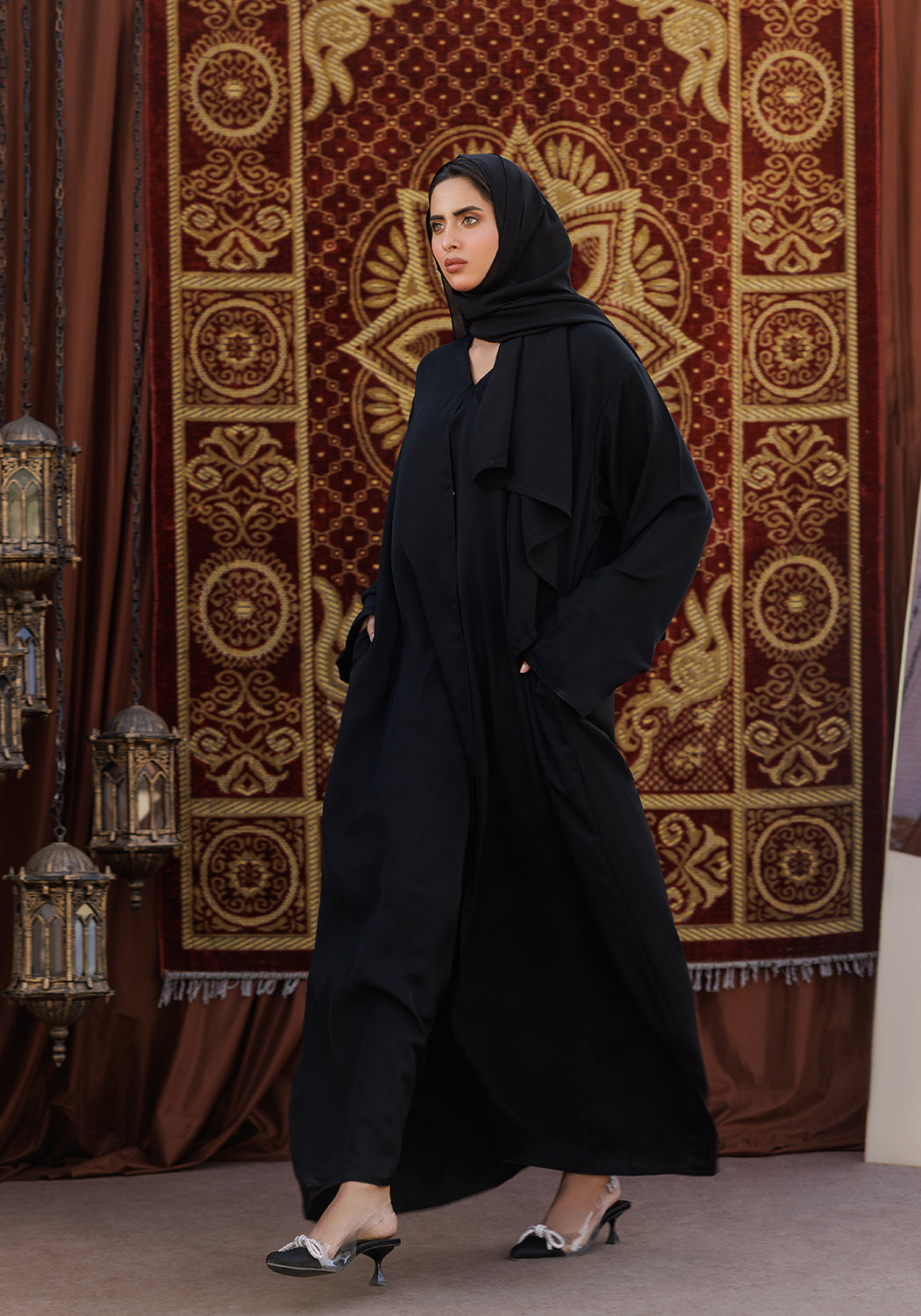 BLACK FRONT-OPEN ABAYA- Signature