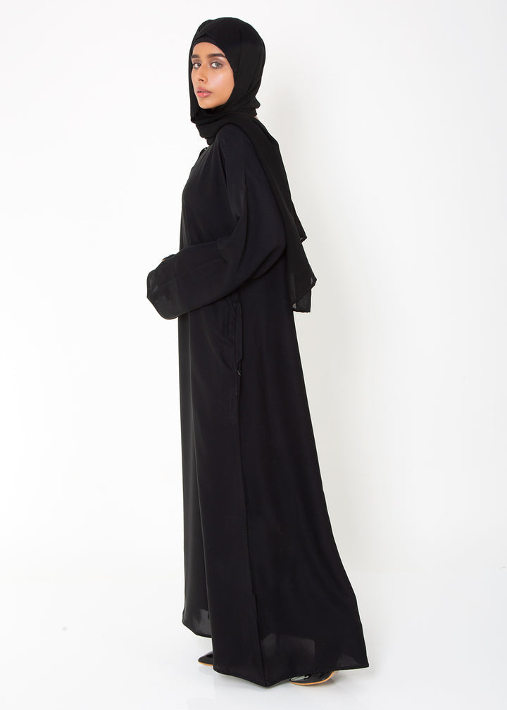 BLACK CLASSIC FRONT-CLOSED ABAYA