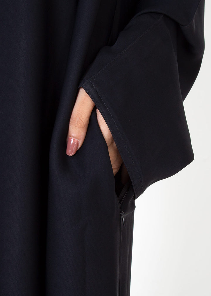 BLACK CLASSIC FRONT-CLOSED ABAYA