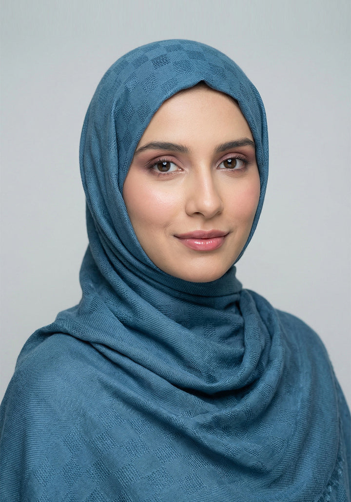 Afareen Cotton Hijab - Metalic Blue