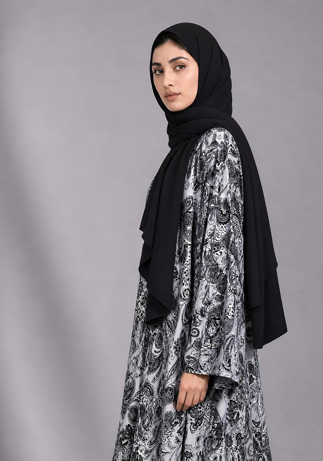 Black and White Printed Abaya