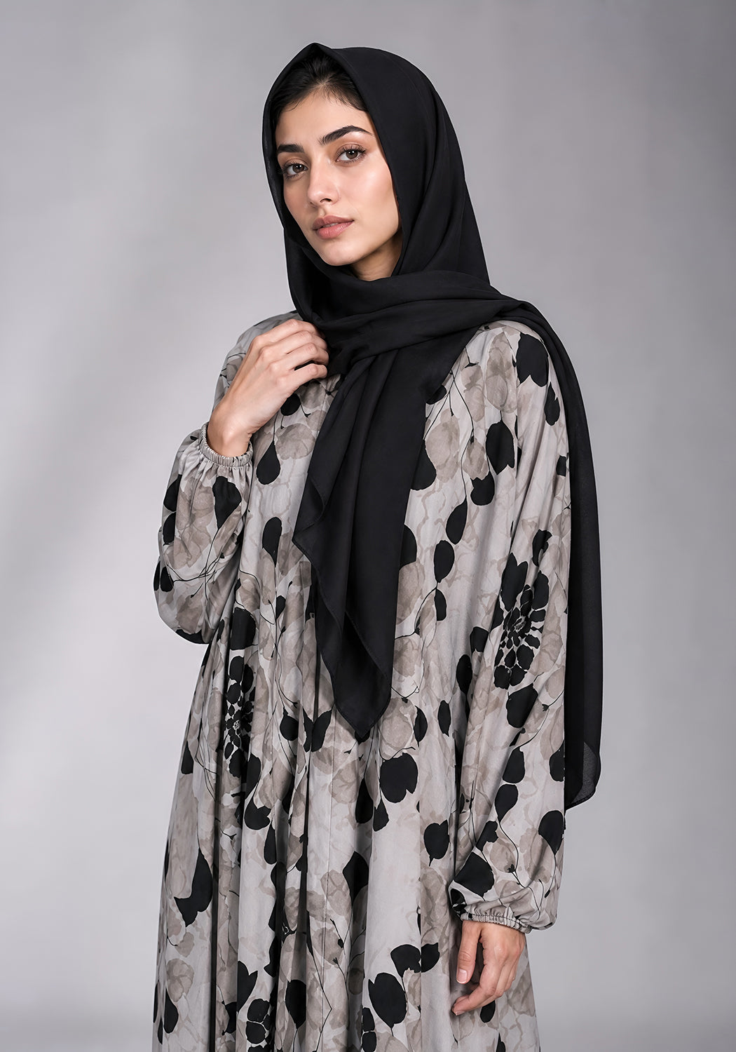 Black Grey Printed Abaya