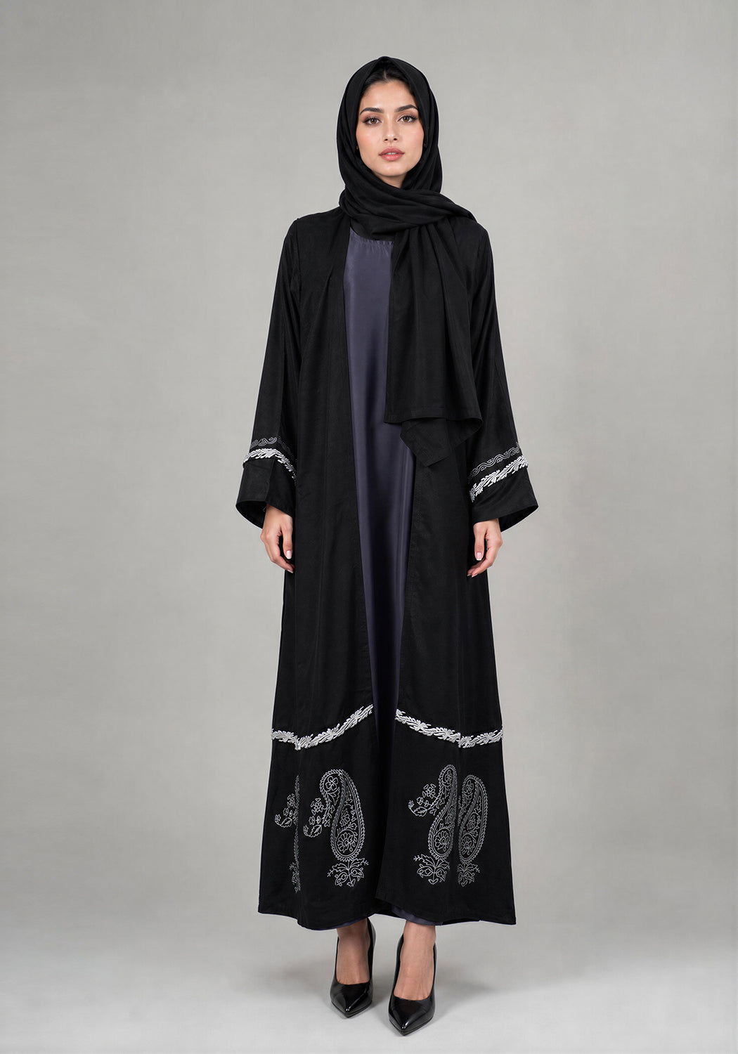 Black Paisley Block Print Abaya