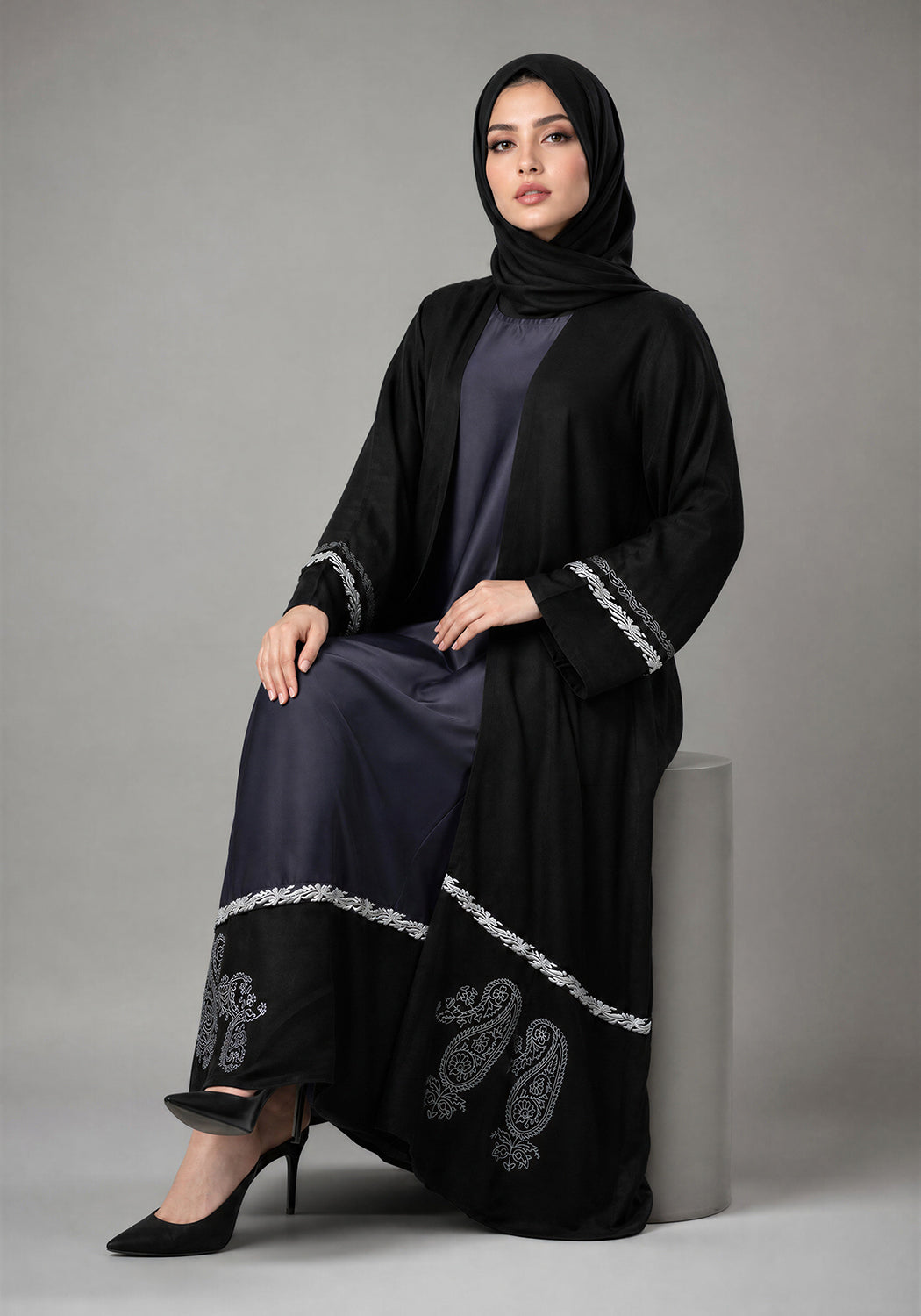 Black Paisley Block Print Abaya