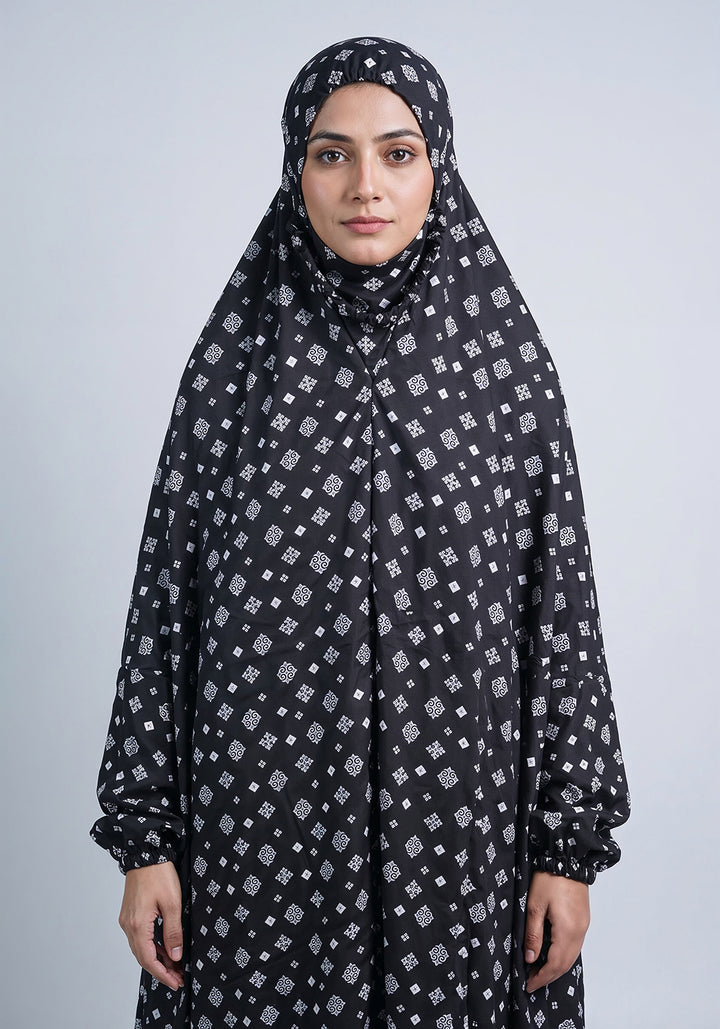 Black Namaz Chadar Design 2