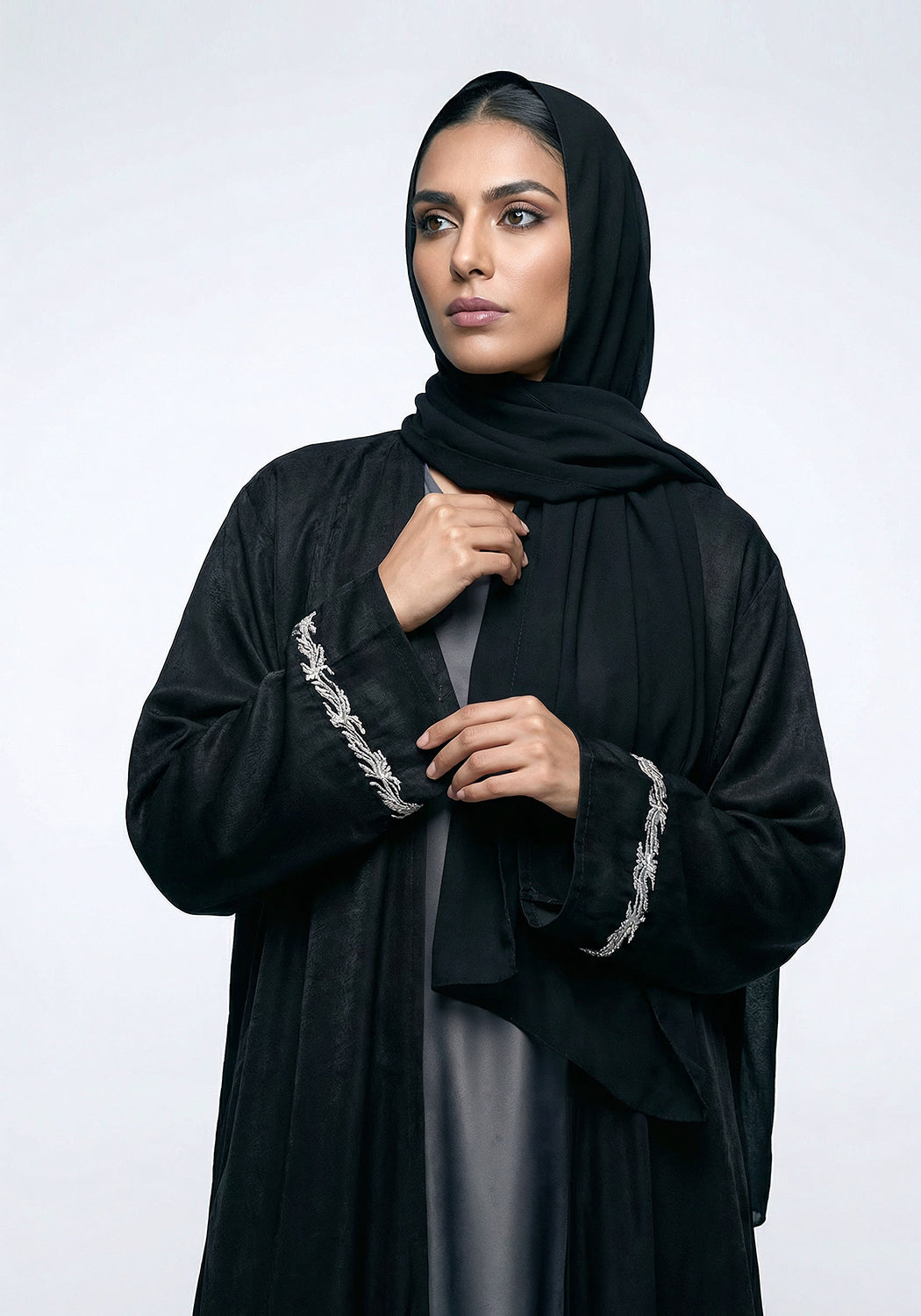 Black and Grey Abaya | Serene Threads