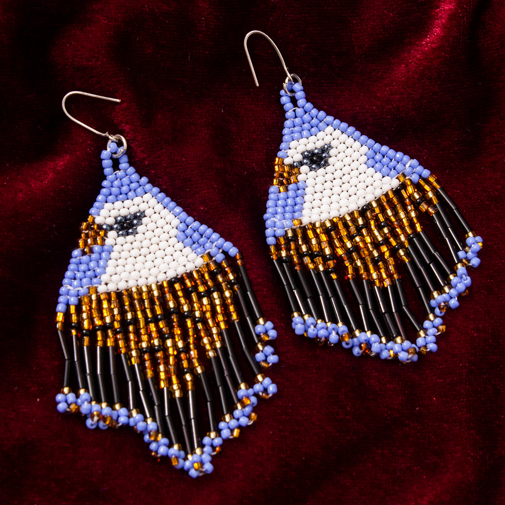 Beaded earring - blue and white
